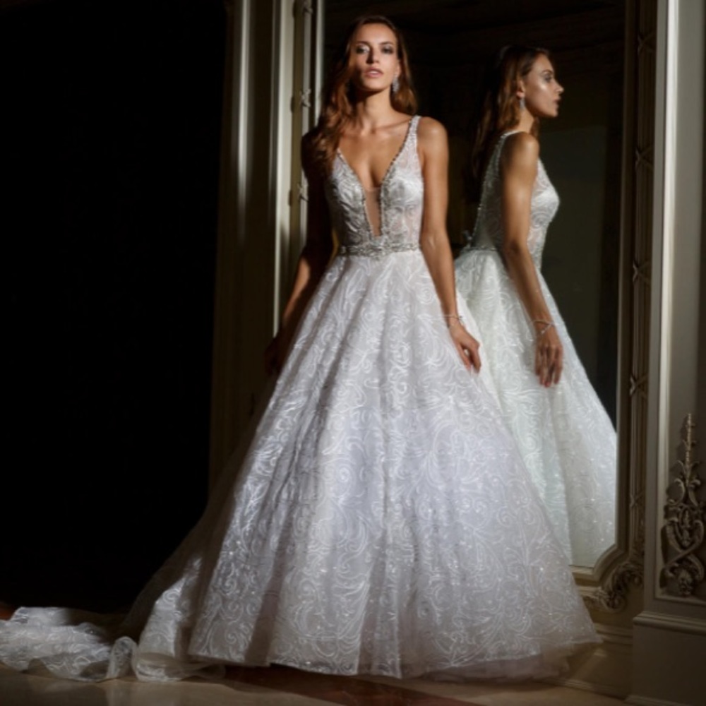 Amalia Carrara Wedding Gown Style 351